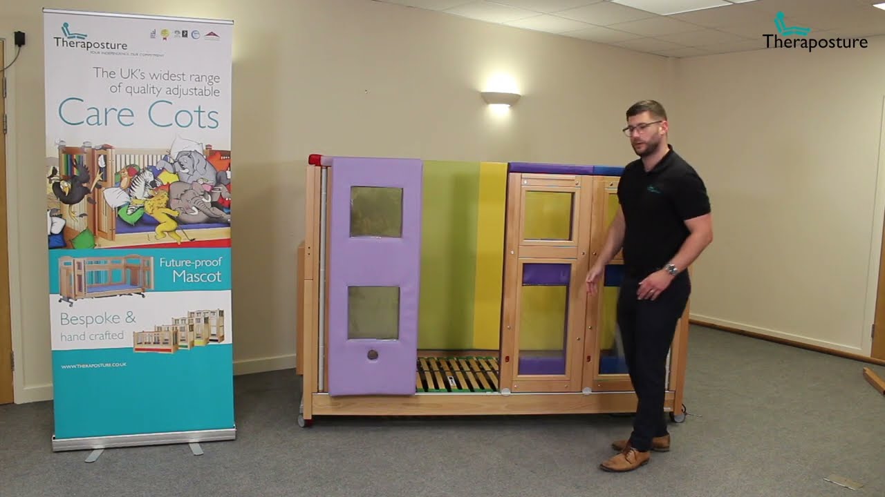 Mascot Adjustable Care Cot - opening and closing the doors explained