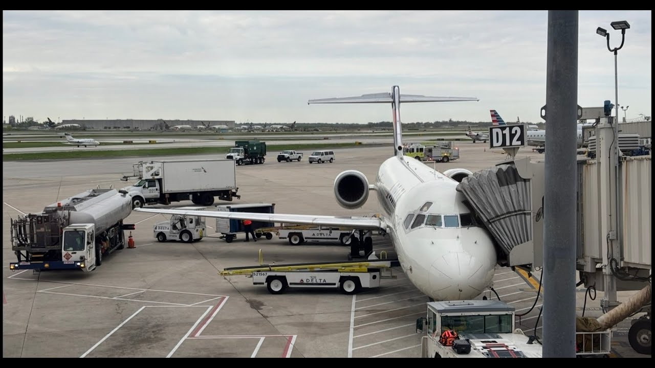 Delta Air Lines Flight Philadelphia (KPHL) - Detroit (KDTW) Boeing 717 [N971AT]