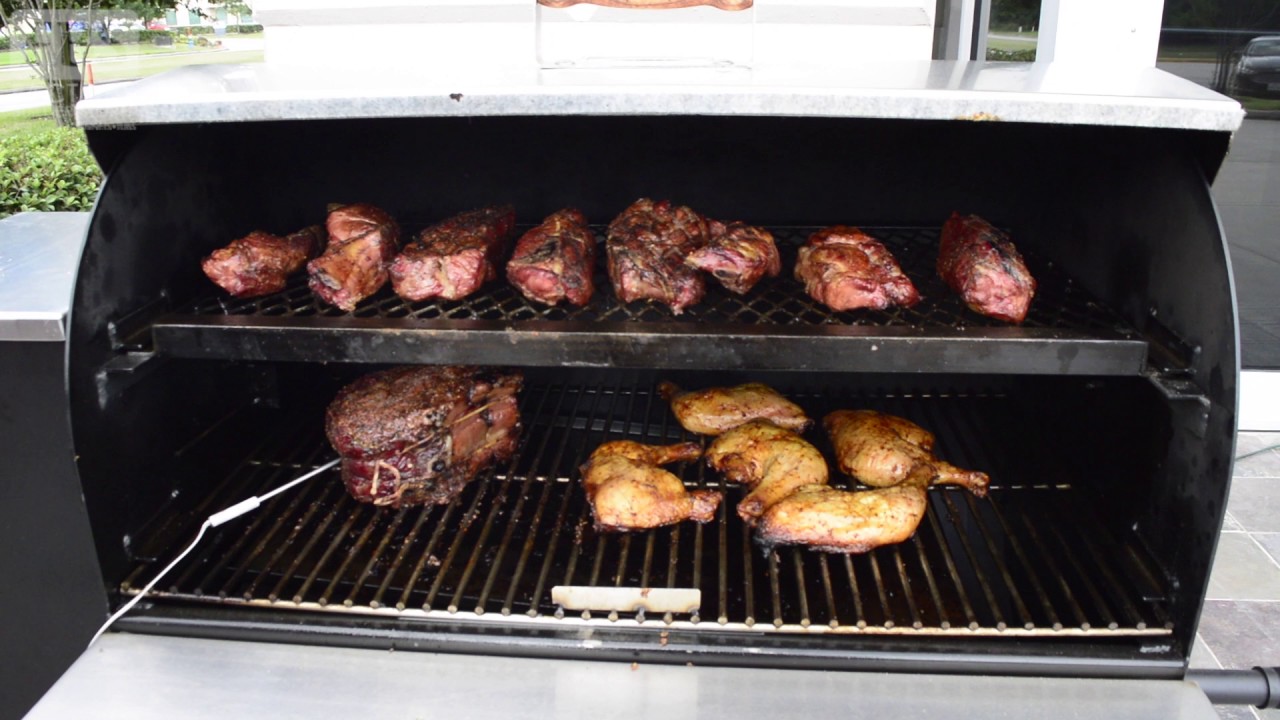 Pitts & Spitts Wood Pellet Smoker & Grill