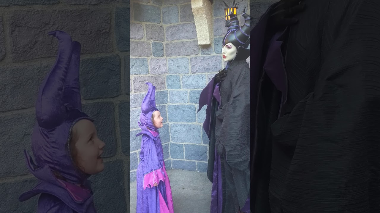Maleficent meeting Maleficent Pt 1 - Disneyland September 2019