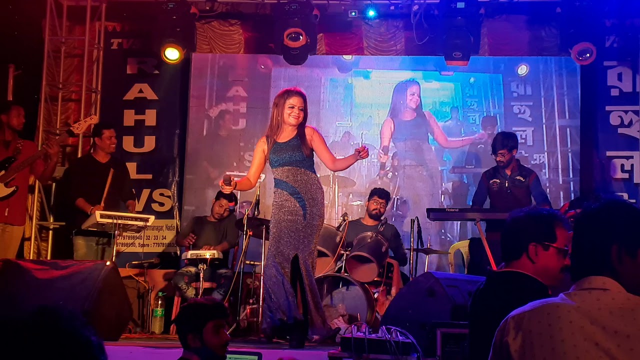 Golden bess musical group show, singer Shibani