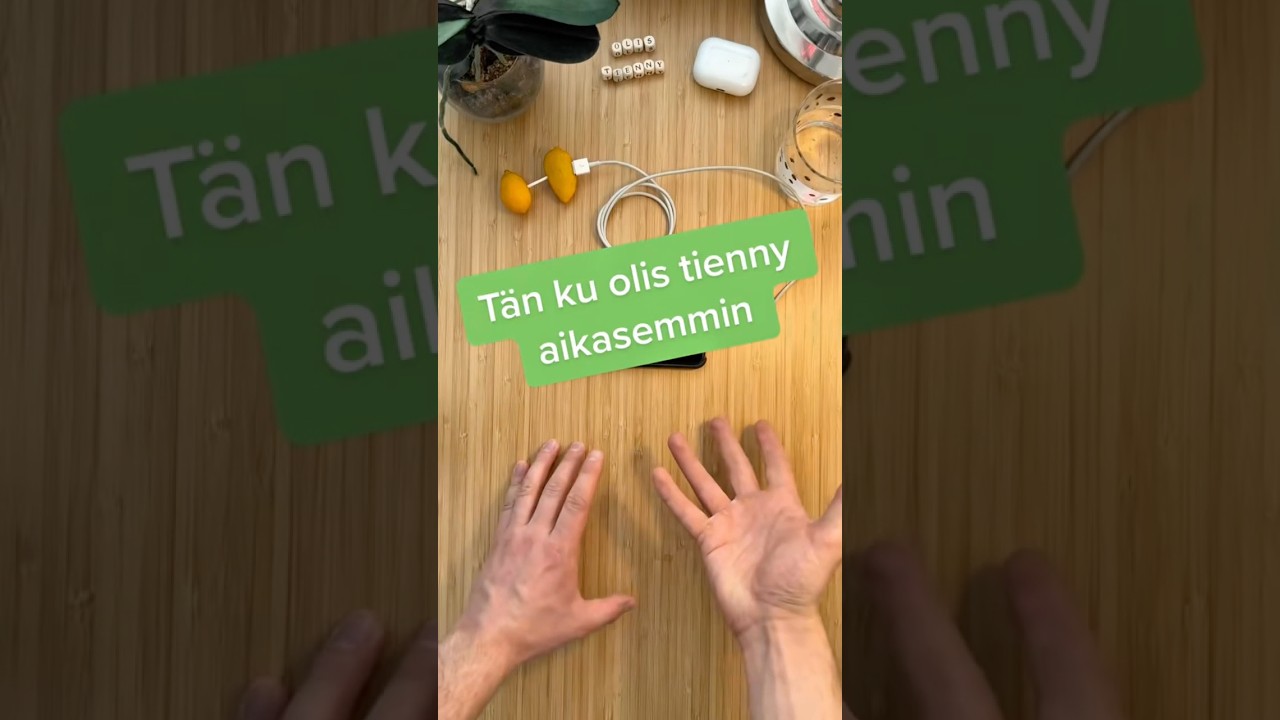 Puhelinta ei sais ikin&auml; ladata y&ouml;ll&auml; 😳 #olistiennyaikasemmin #niksi #puhelin
