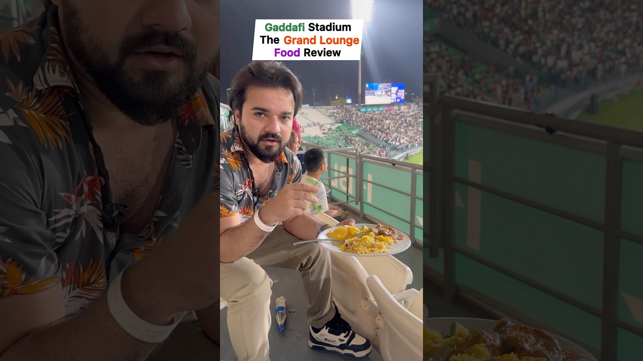 Most Expensive seat of Gaddafi Stadium Lahore food Review #psl #chwaleedrauf