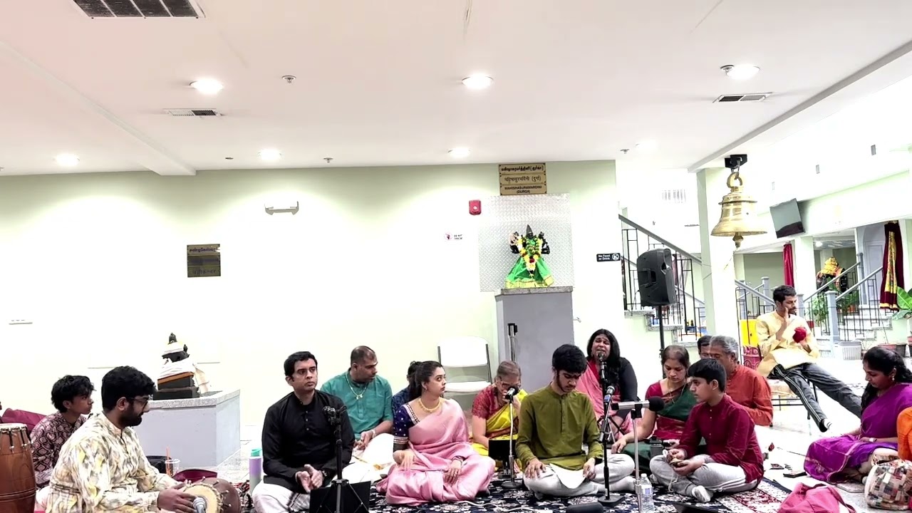 024 kAdhAr kuzhaiyAda