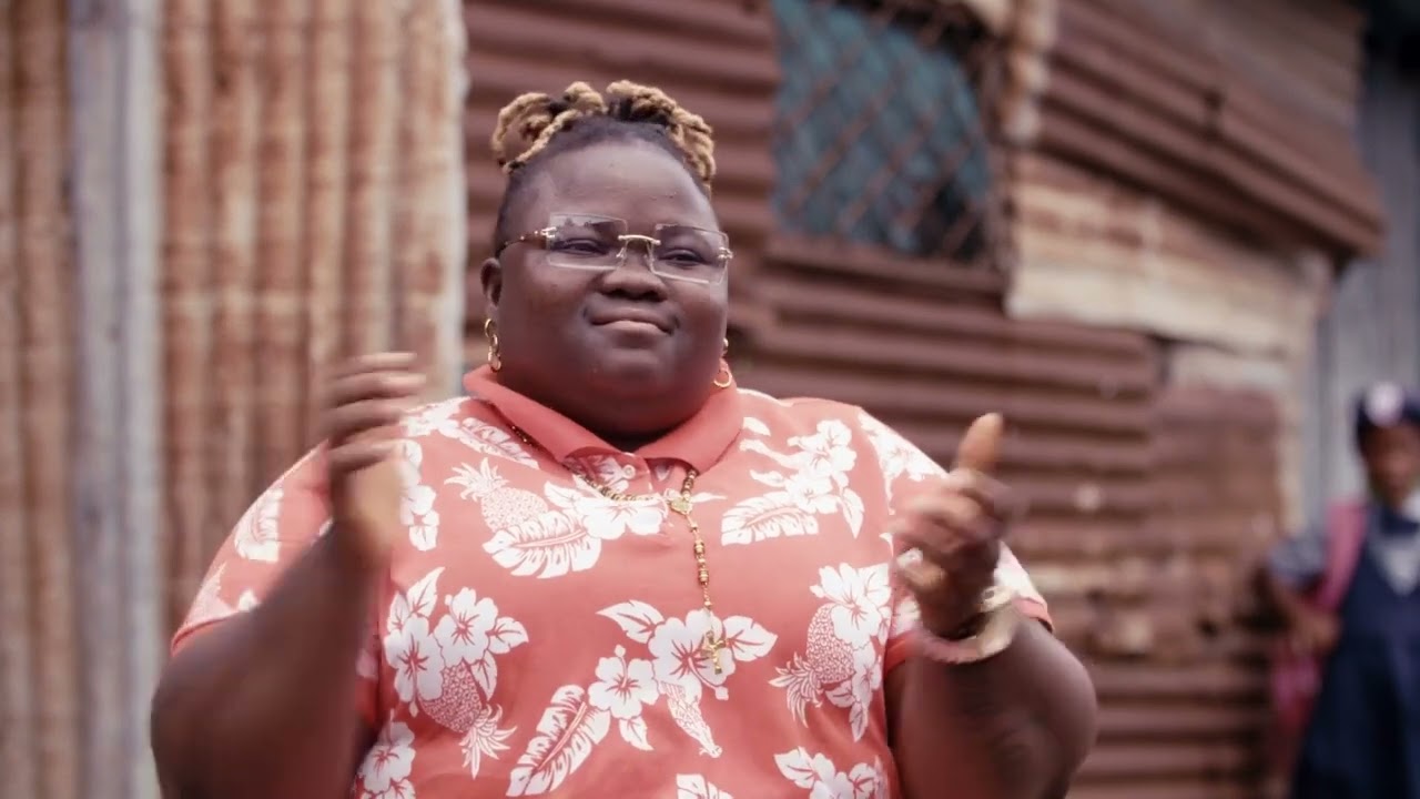 Saison 2 - 2 minutes avec la rappeuse MC Caro (Sierra Leone)