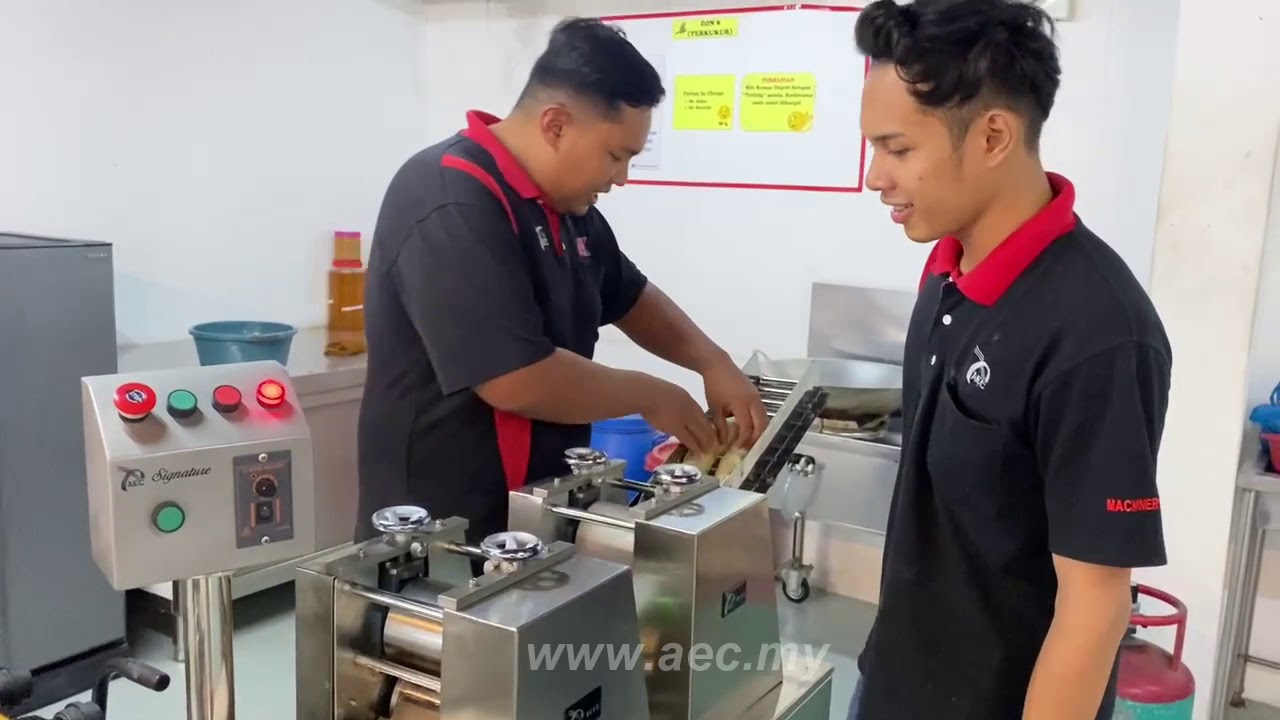 MESIN CURRY PUFF-AUTO-AEC