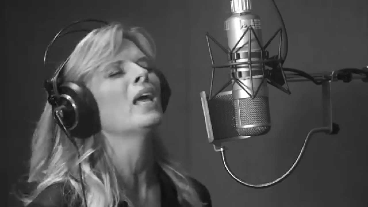 Jeanine Mackie Band - Ribbon In the Sky