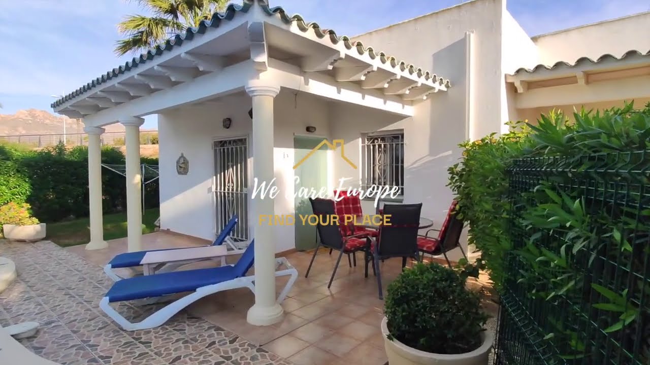 Casa de dos dormitorios con piscina en San Juan de los Terreros en alquiler