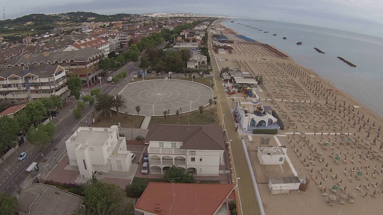 francavilla al mare - la nuova pista ciclabile e piazza asterope