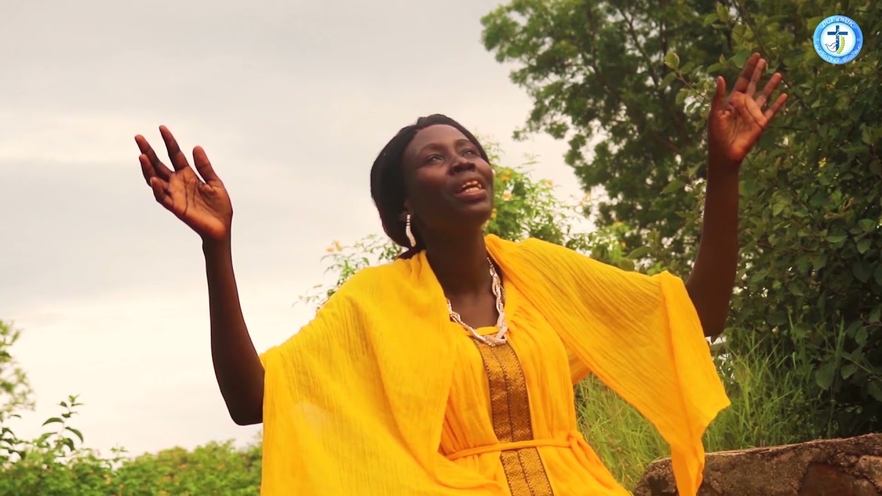 Ariet thow-ïïna pwøa døc (Anywaa Gospel video)