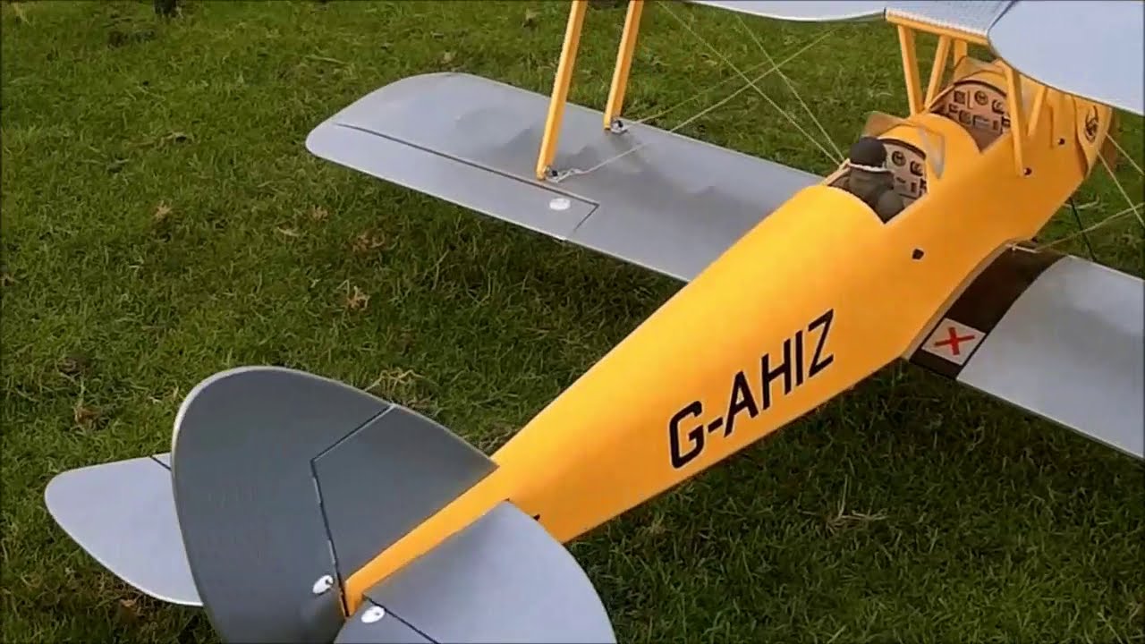 Tiger Moth DH82a Maiden JR  Specs and flying notes,  (Press  Show More below)