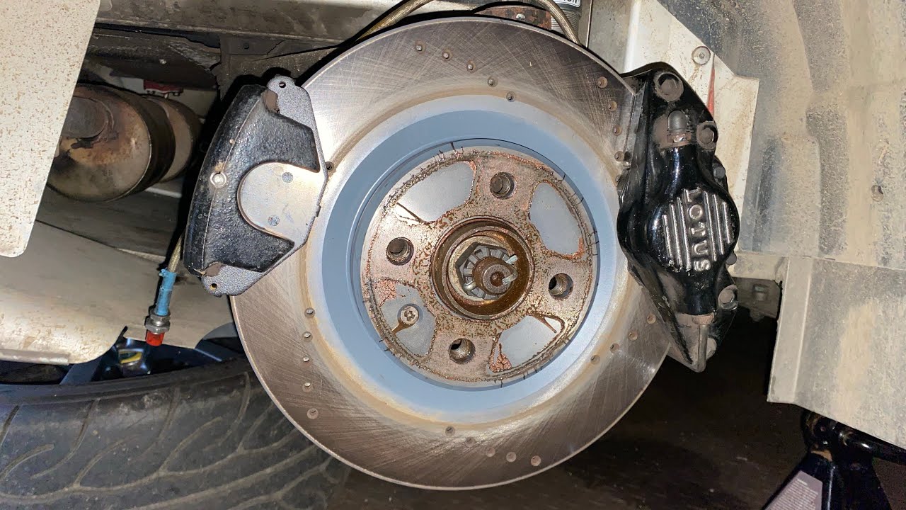 Lotus Elise S2 rear brake upgrade using front 2 pot AP Racing calipers
