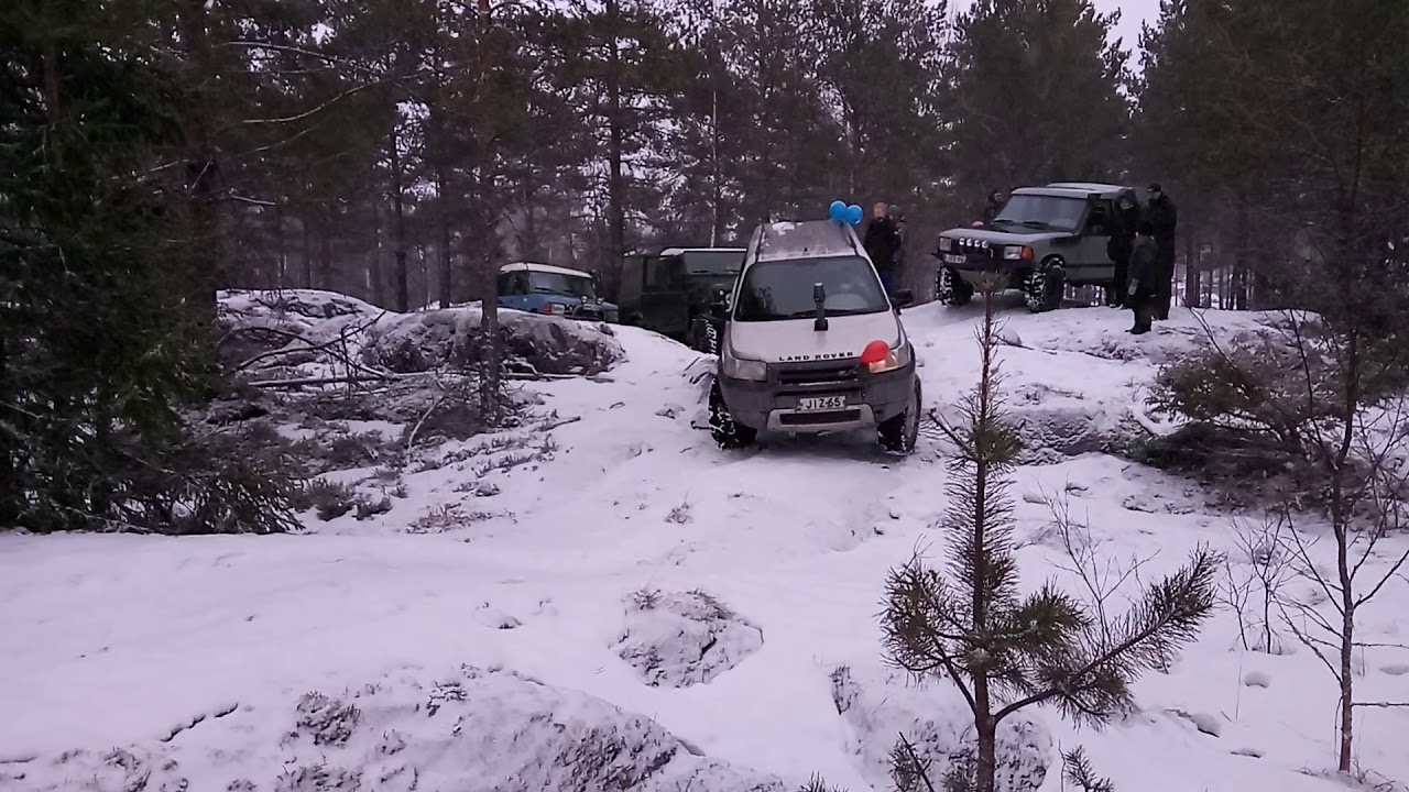 Land Rover Freelander on the forest (winter off-road)