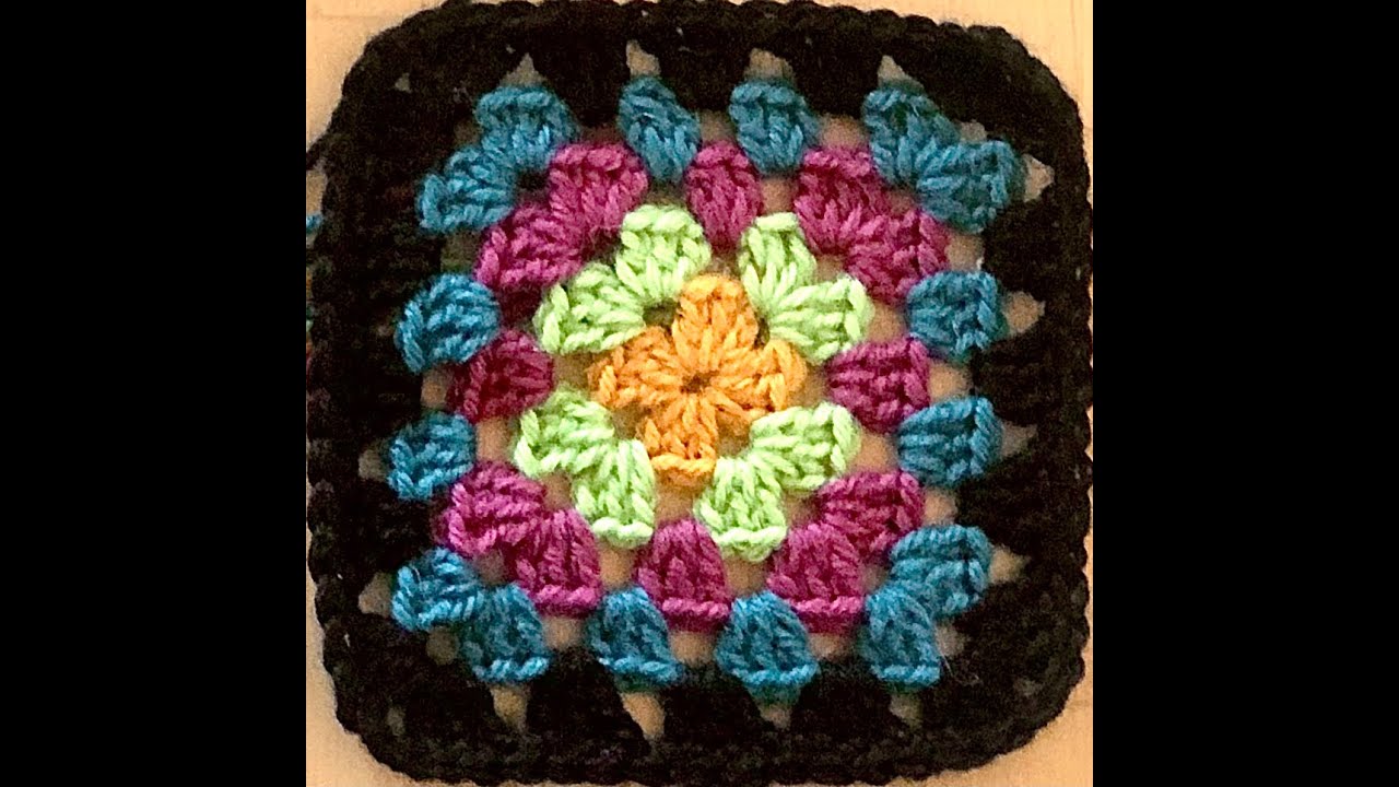 UNCINETTO TUTORIAL-Piastrella Granny Square all'uncinetto con trucchetti di RRKNIT