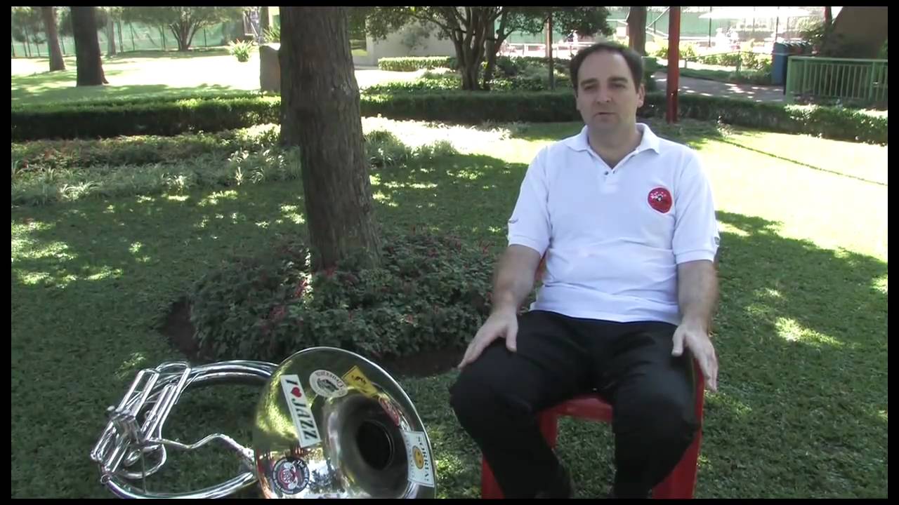 O bigode do gato 03 - chama o sousa.