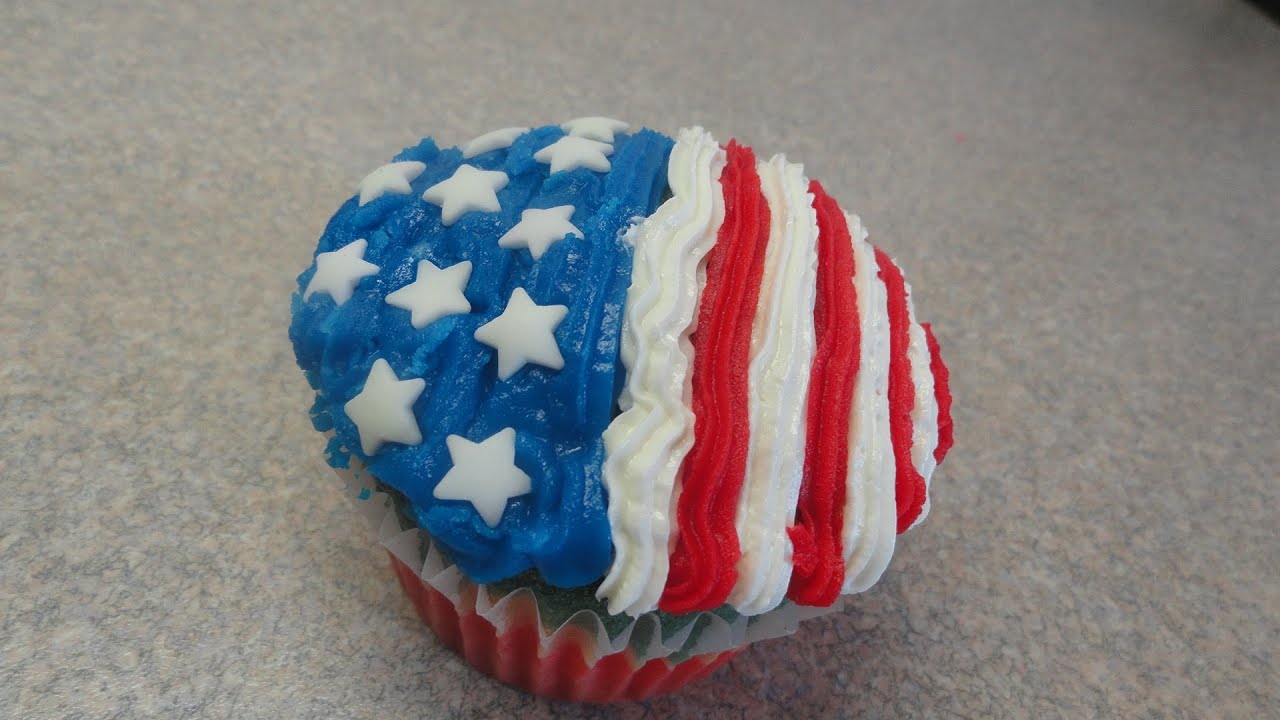 Decorating Cupcakes #106: Fourth of July / Independence Day