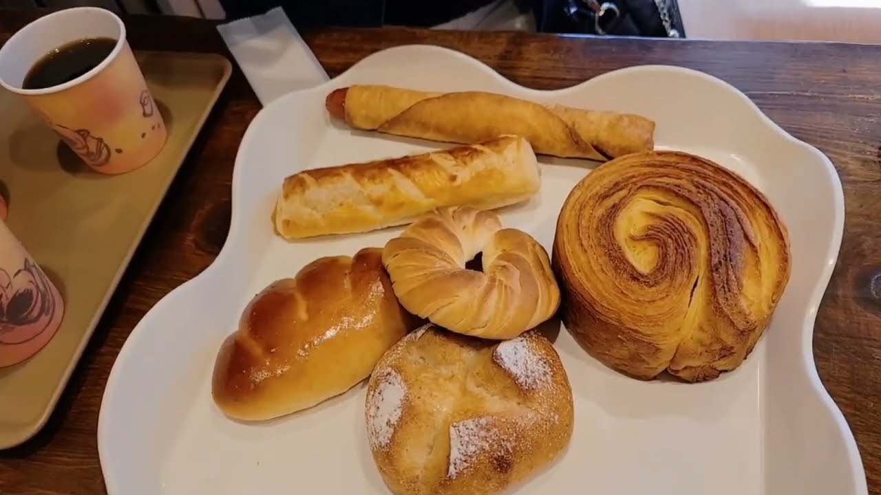軽井沢フランスベーカリーのモーニング☕🍞🌄