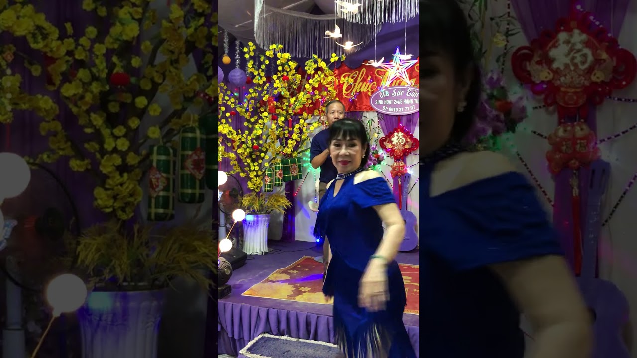 Mùa Xuân Đầu Tiên 