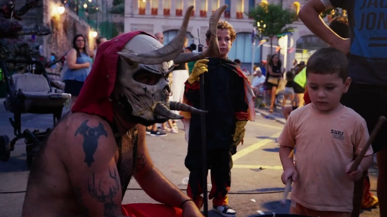 Trailer Trobada bèsties de foc 2025