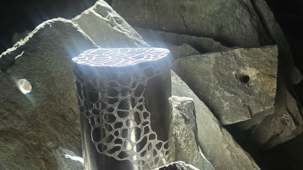 Llwybrau Llechi: Beca Fflur’s Pathways in Slate and Silver
