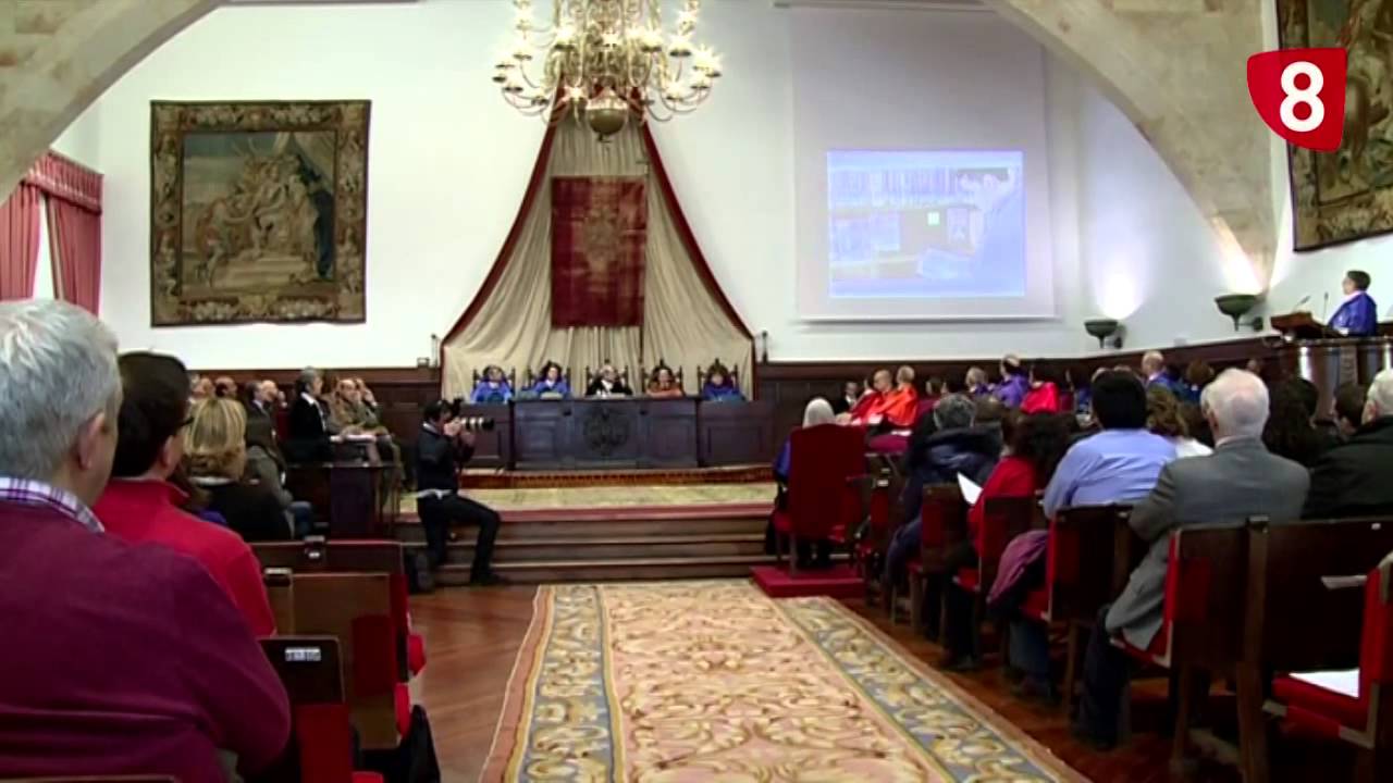 INFORME SALAMANCA - Sentaos y cubríos: el protocolo universitario