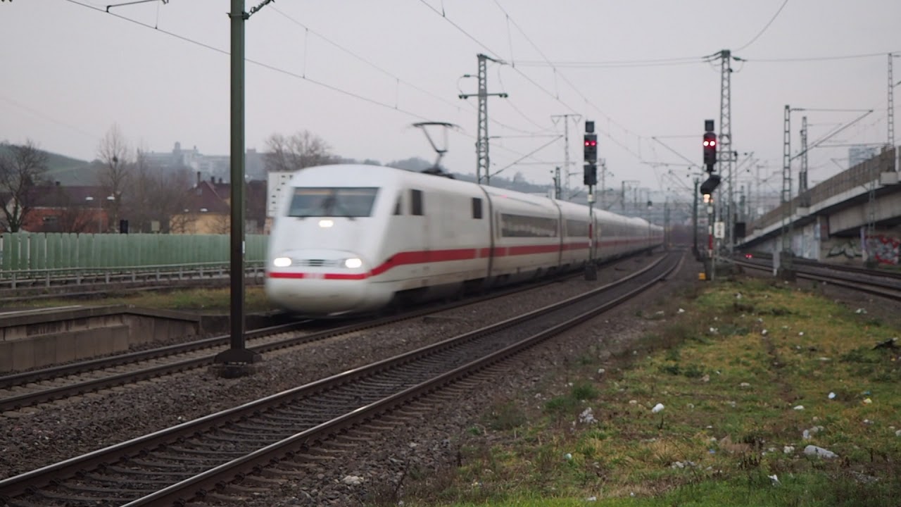 Z&uuml;ge im Bahnhof Zuffenhausen