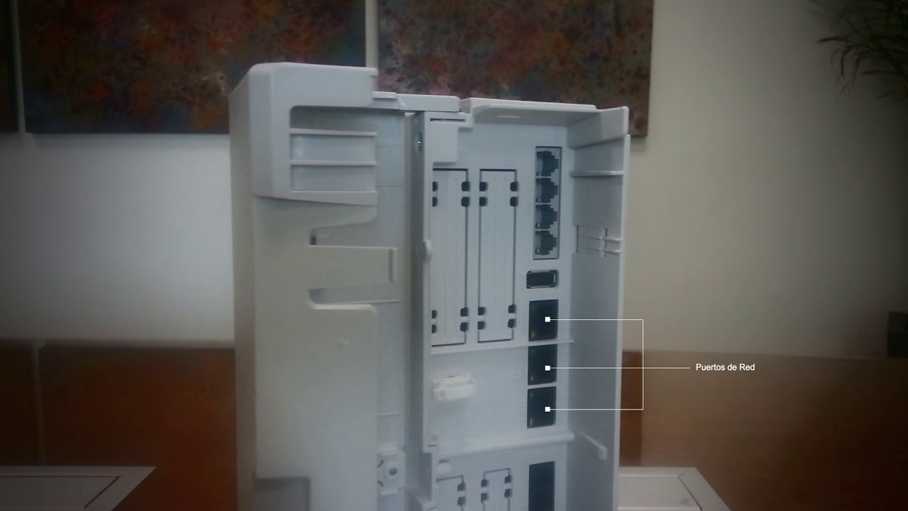 Conexiones f&iacute;sicas del Conmutador H&iacute;brido HTS32 Panasonic