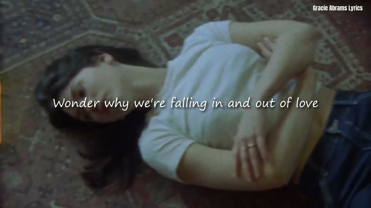 Gracie Abrams - Barely Breathing (Lyrics)