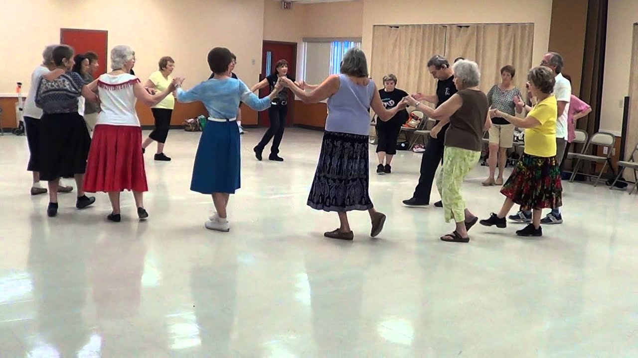 DEVOJKO MARI HUBAVA Bulgarian Dance