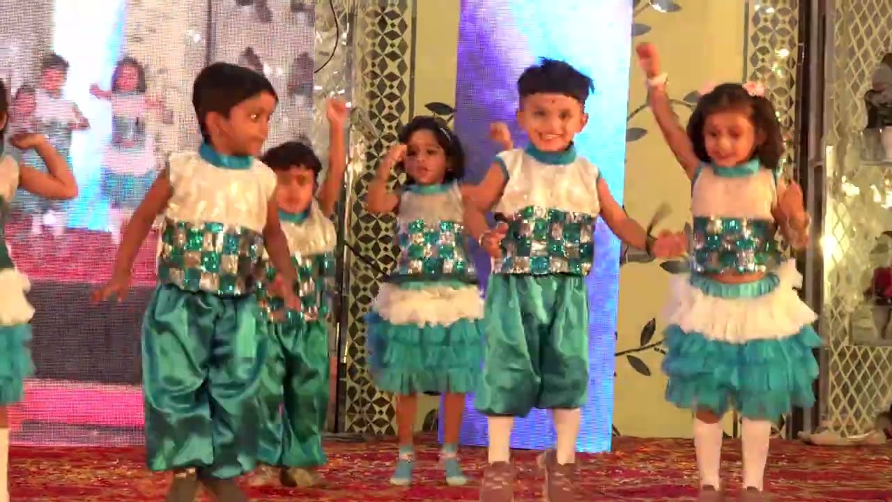 Nashik Ka Dhol performace of nursery student