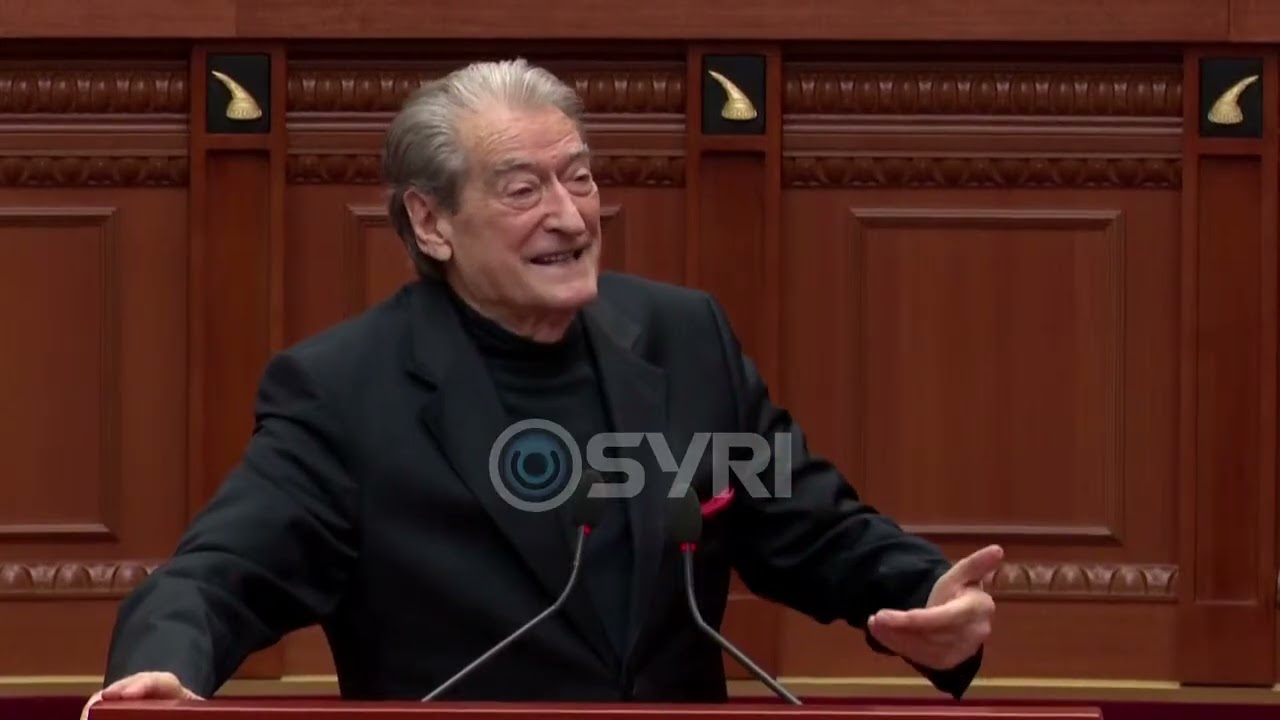 Sali Berisha ironizon Elisa Spiropalin në Kuvend: Je viktimë e Lubisë