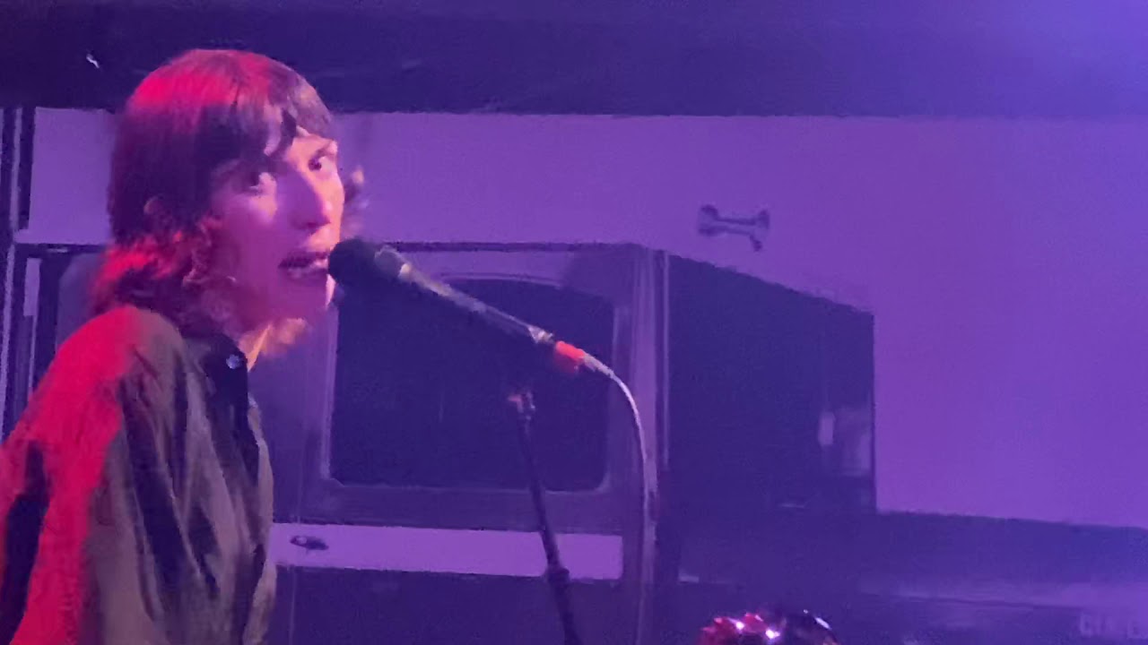 Aldous Harding  Old Peel  @ the Tractor  Seattle