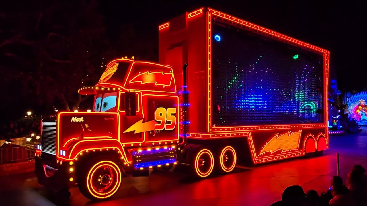 Paint the Night Parade at Disneyland 2026.