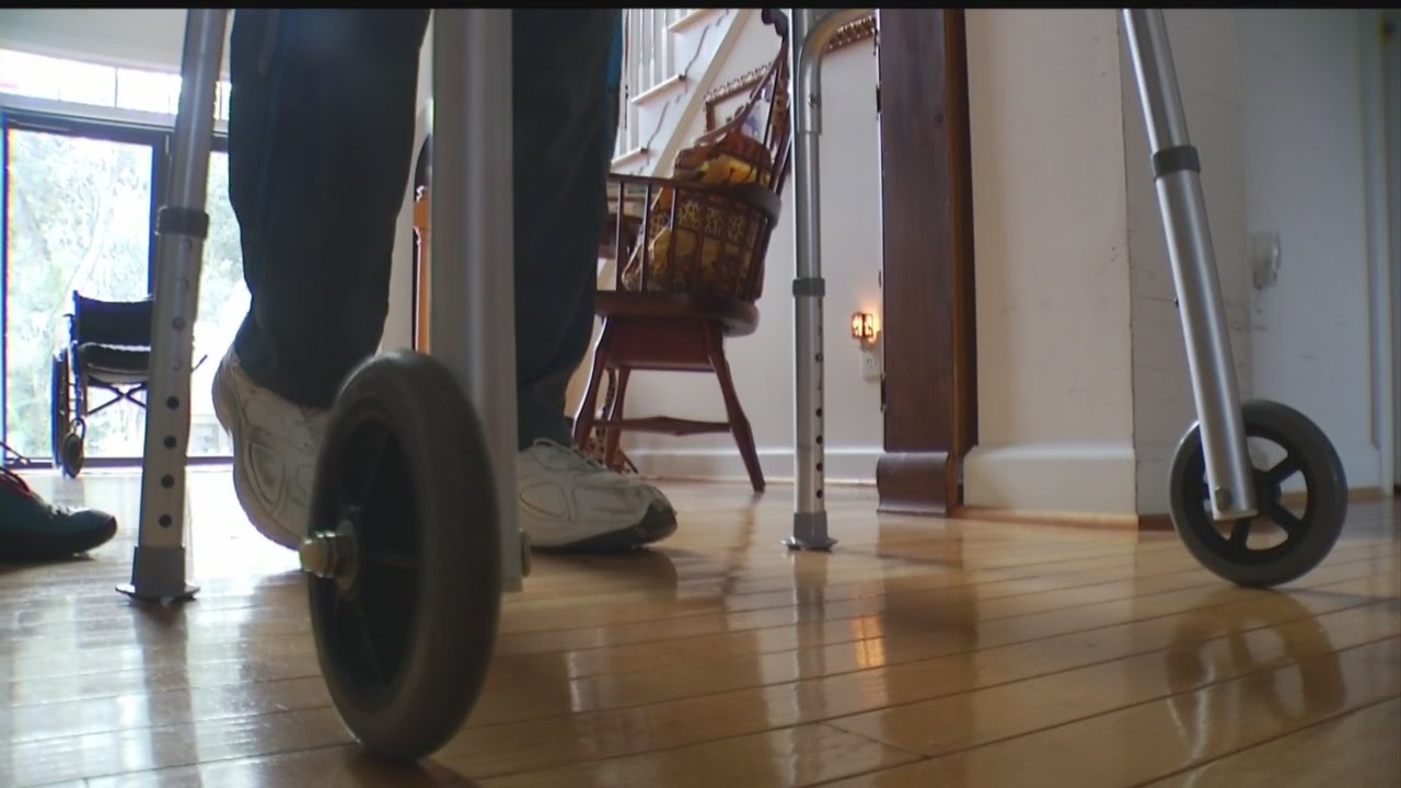 Double amputee WWII Veteran walks again
