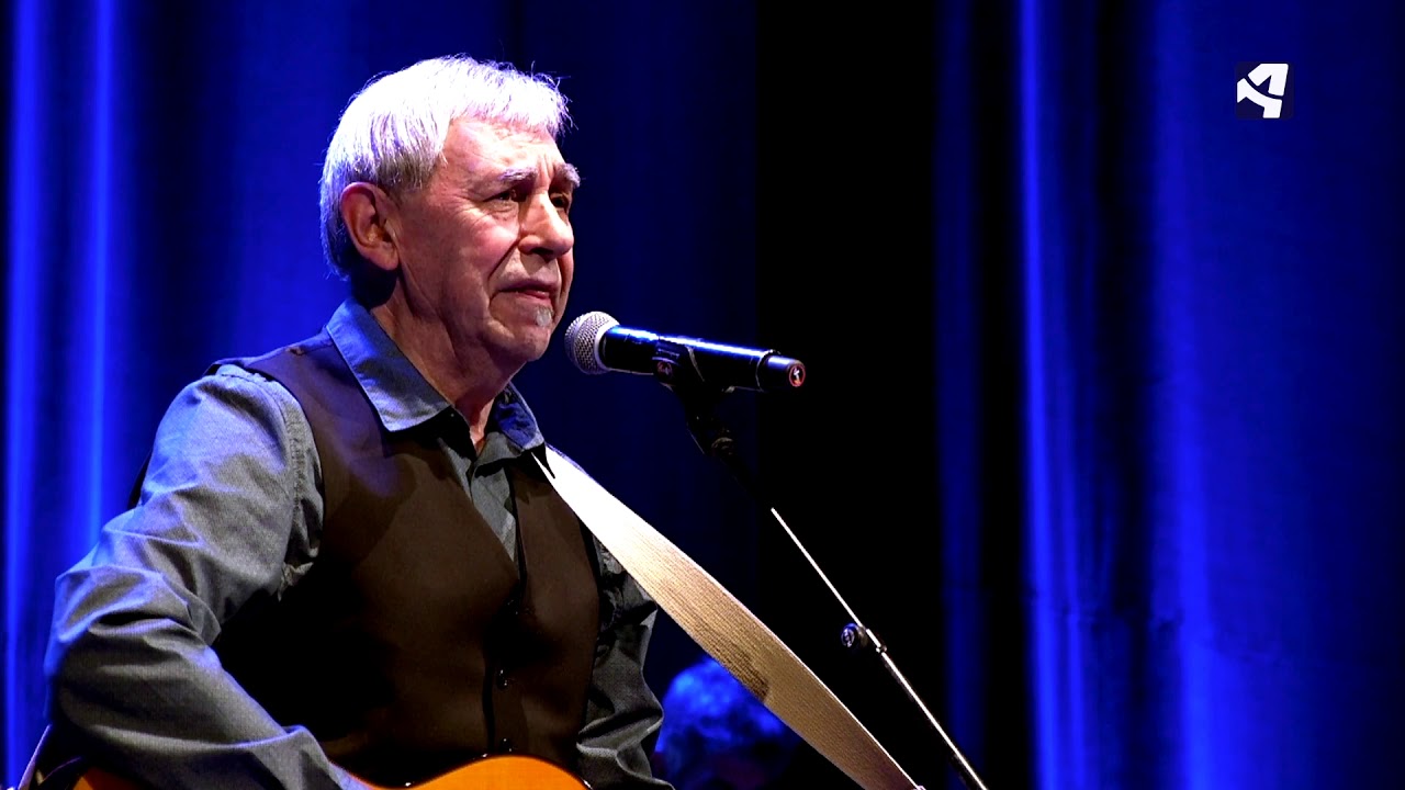 Joaquín Carbonell - Con la ayuda de todos