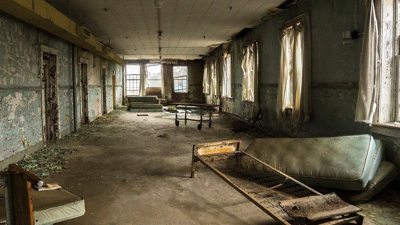 Abandoned Insane Asylum Exploration (Part 1)