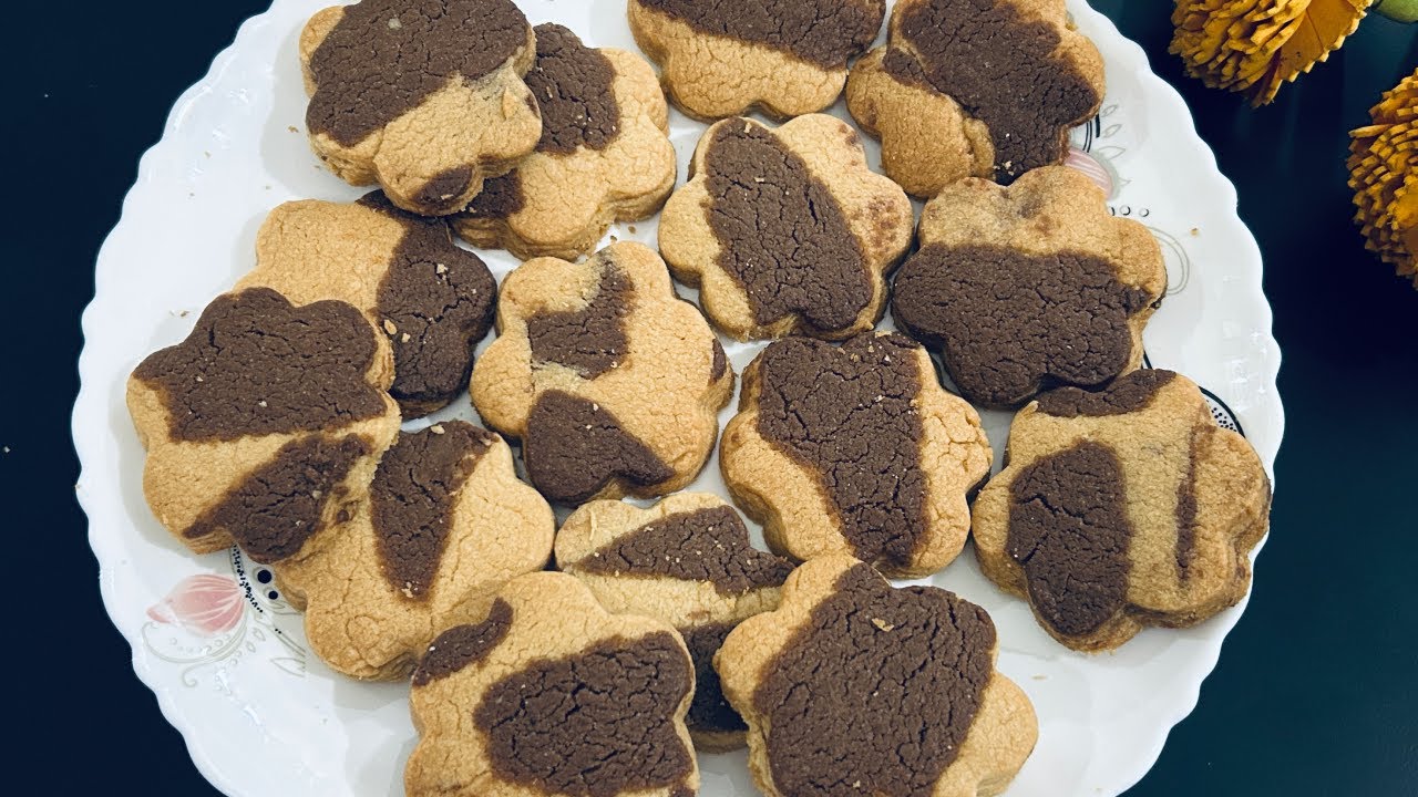 No Butter Cookies at Home | Oven & No Oven Method | Crispy Strap Design Cookies!