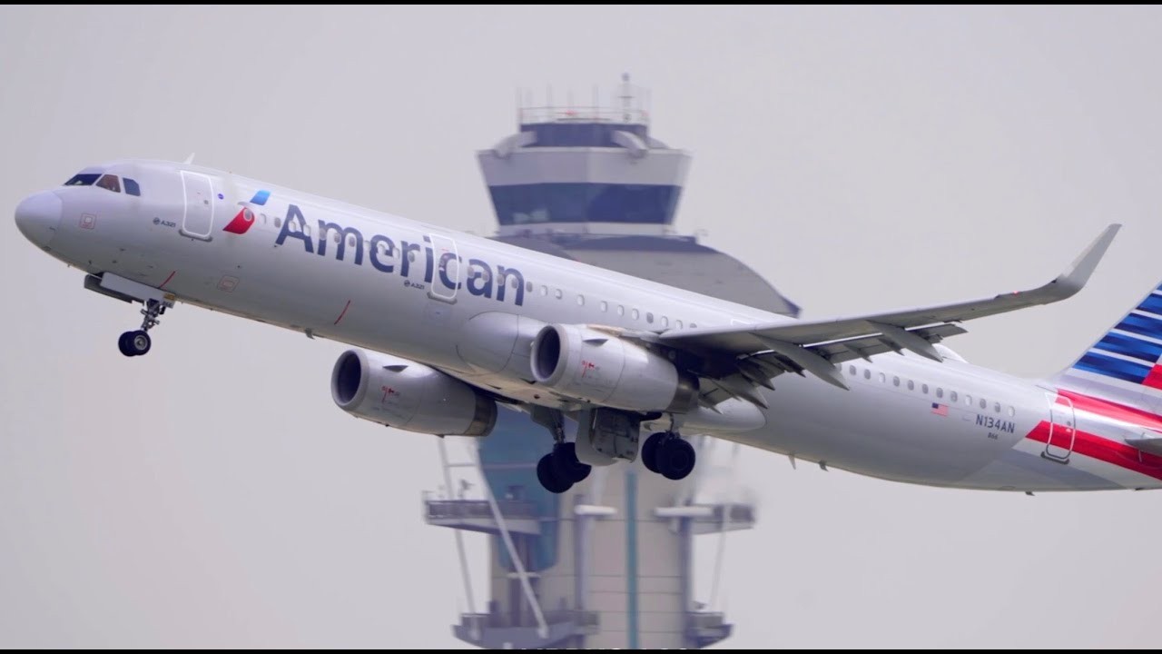EXCITING Plane Spotting at Seattle-Tacoma International Airport with 30 MINS of TAKEOFFS & LANDINGS
