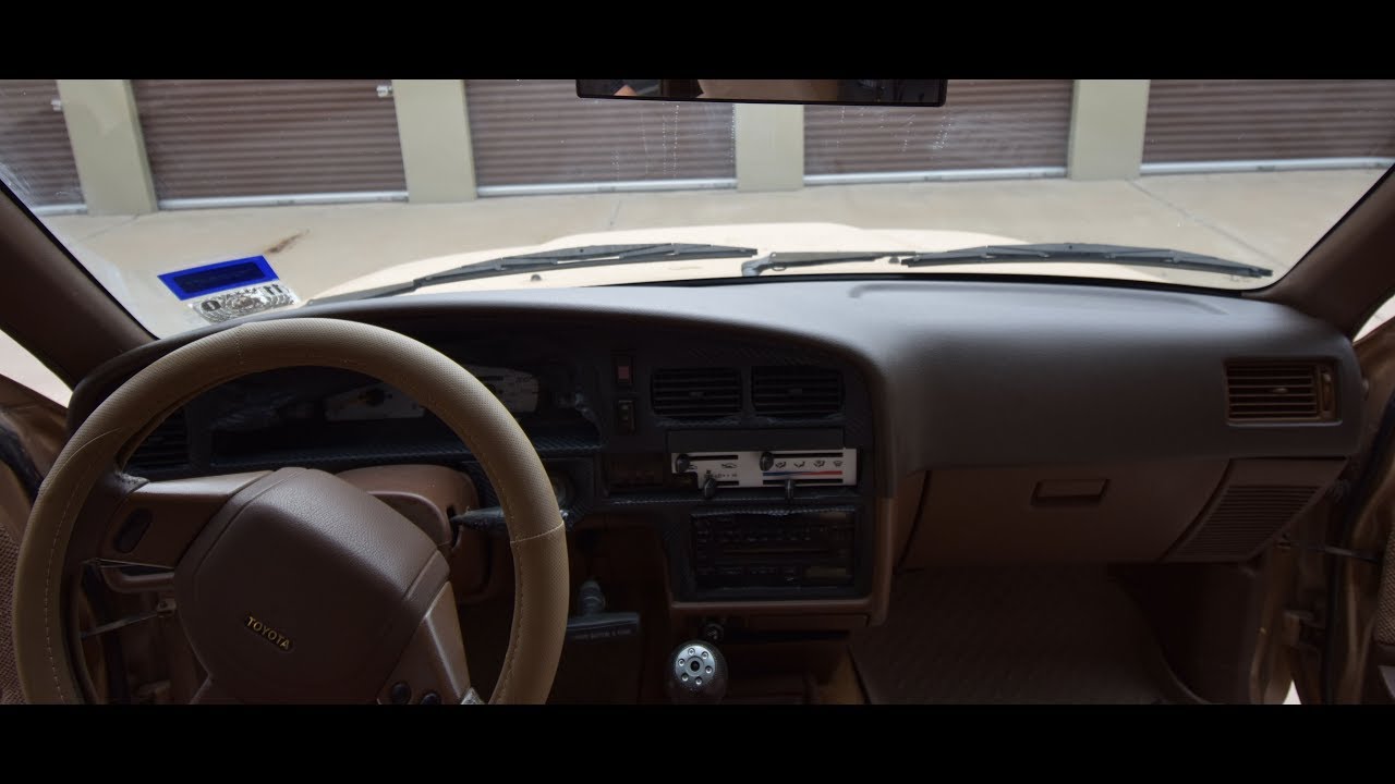 Coverlay®1989-1995 Toyota Pickup & 4Runner dash cover installation. Part# 11-794