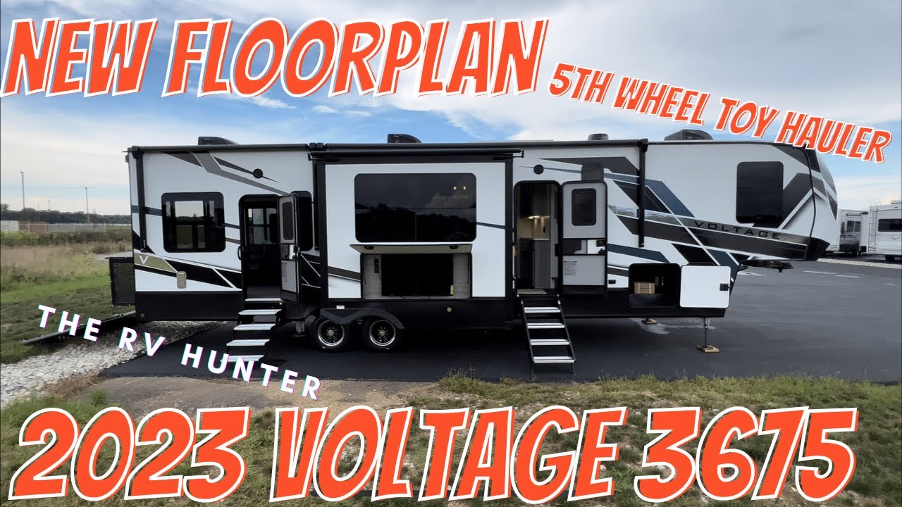 2023 Voltage 3675 | 11ft Garage | NEW LUXURY TOY HAULER FLOORPLAN by Dutchmen RV