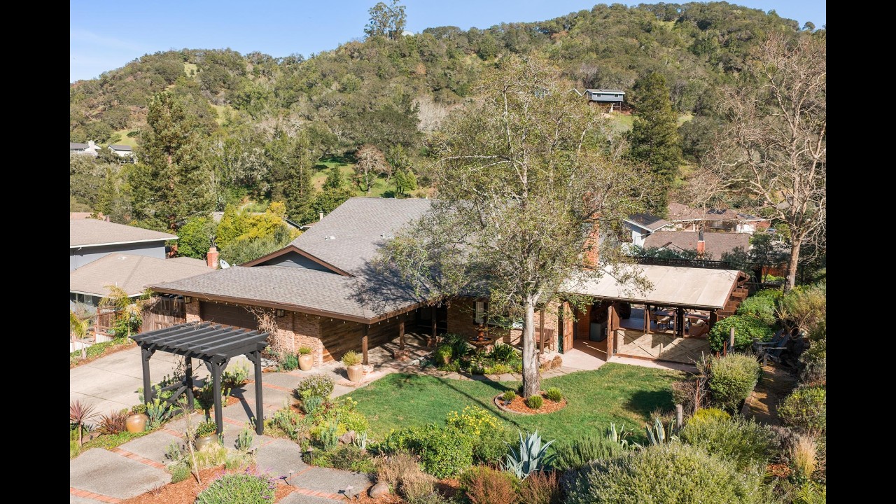 Inside Marin Country Club Estates: 33 Carnoustie Drive, Novato CA 94949