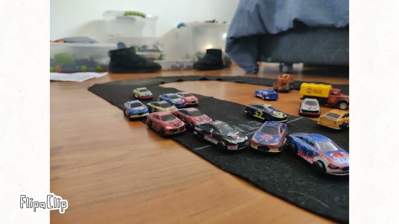 Bristol= Ford city 3 millas