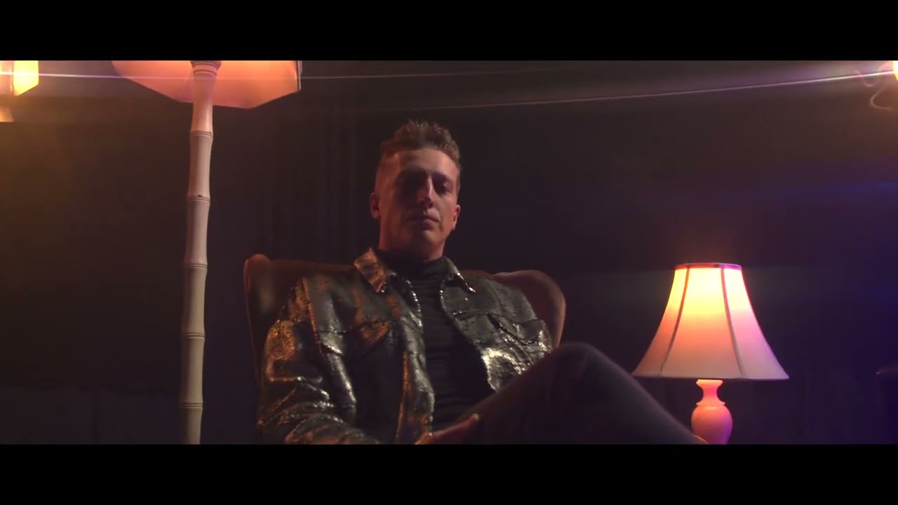 Guest Singer - DIVINE PSYCHIC HOTLINE [Official Video]