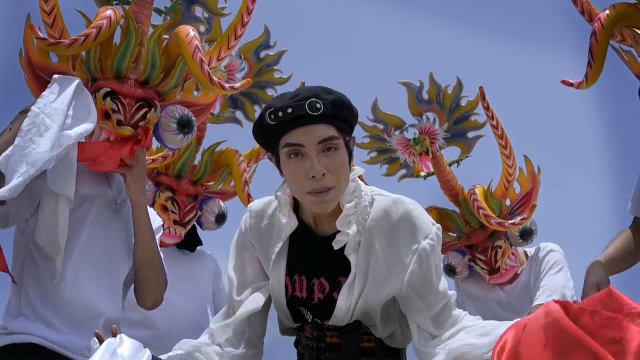 L E N I N - Q'pop (Quechua pop) &iquest;Imaynata? (official music video)