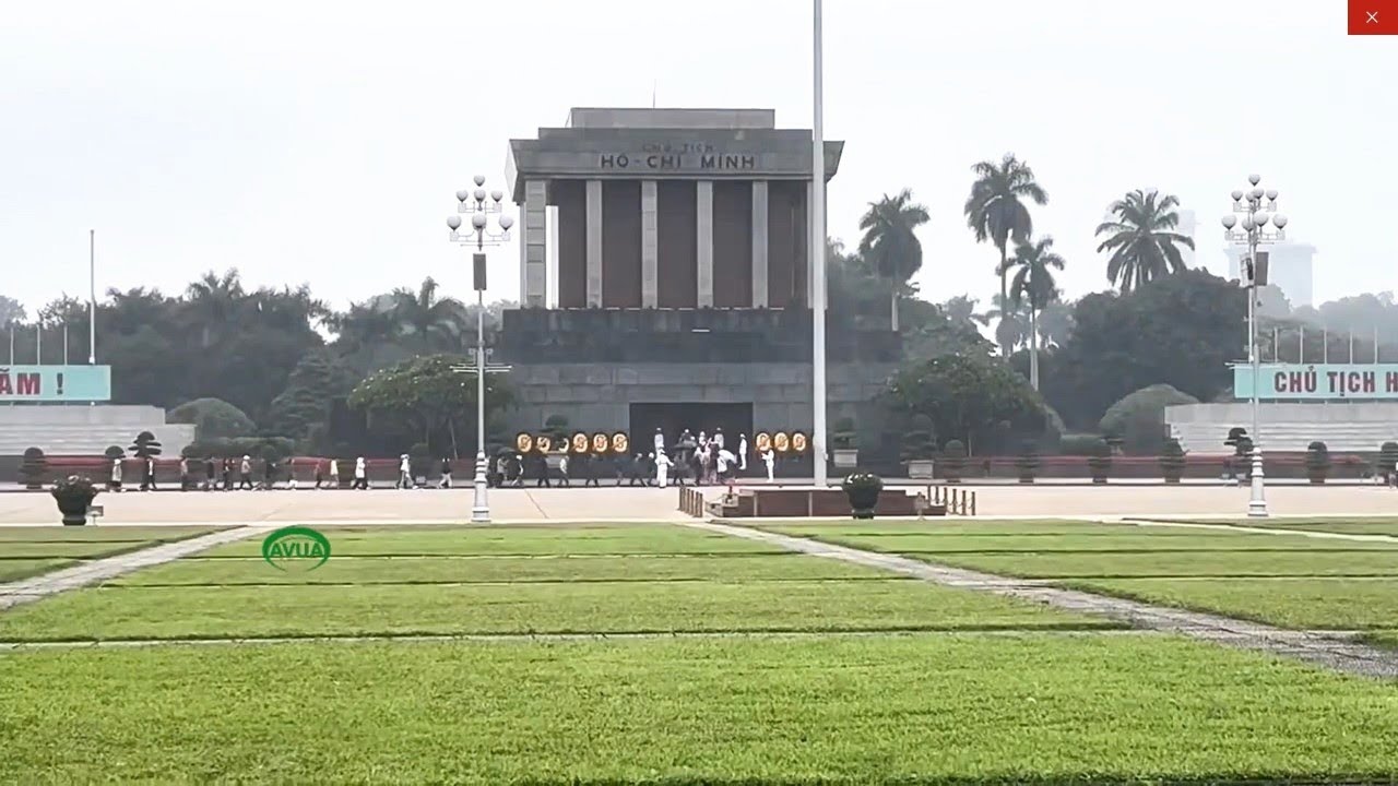 Thăm Lăng Bác, Quảng trường Ba Đình, Vườn cây Ao cá, Chùa Một Cột và Bảo tàng Hồ Chí Minh (ơn Bác)
