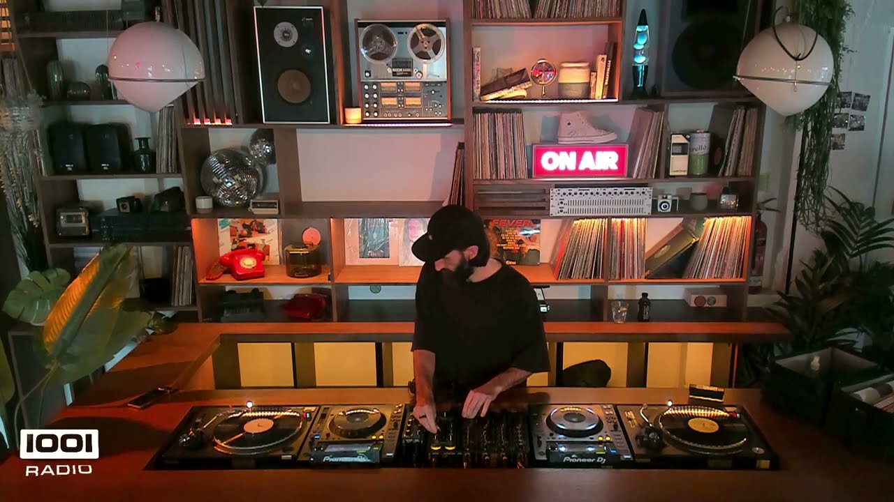 Lenny (ill Fitted) |  Radio 1001  |  Deep and Tech House Vinyl Mix  |  11.05.2023