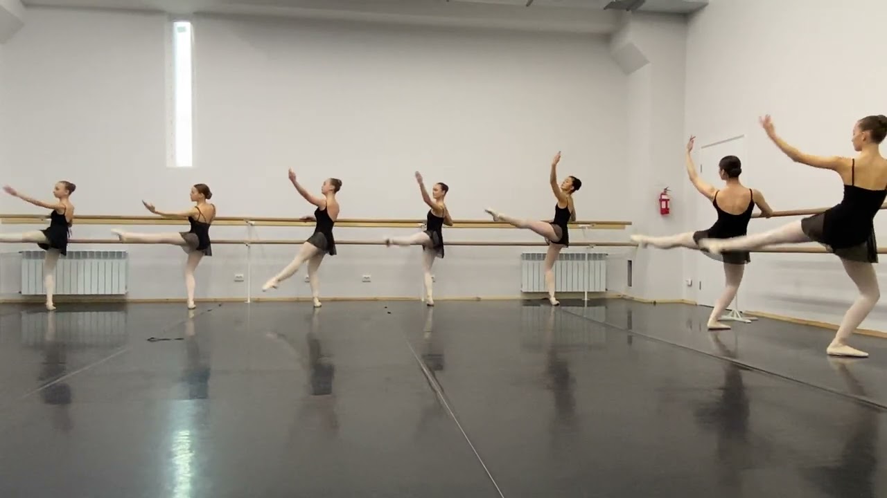 1 Екзерсис біля станка 07  Adagio