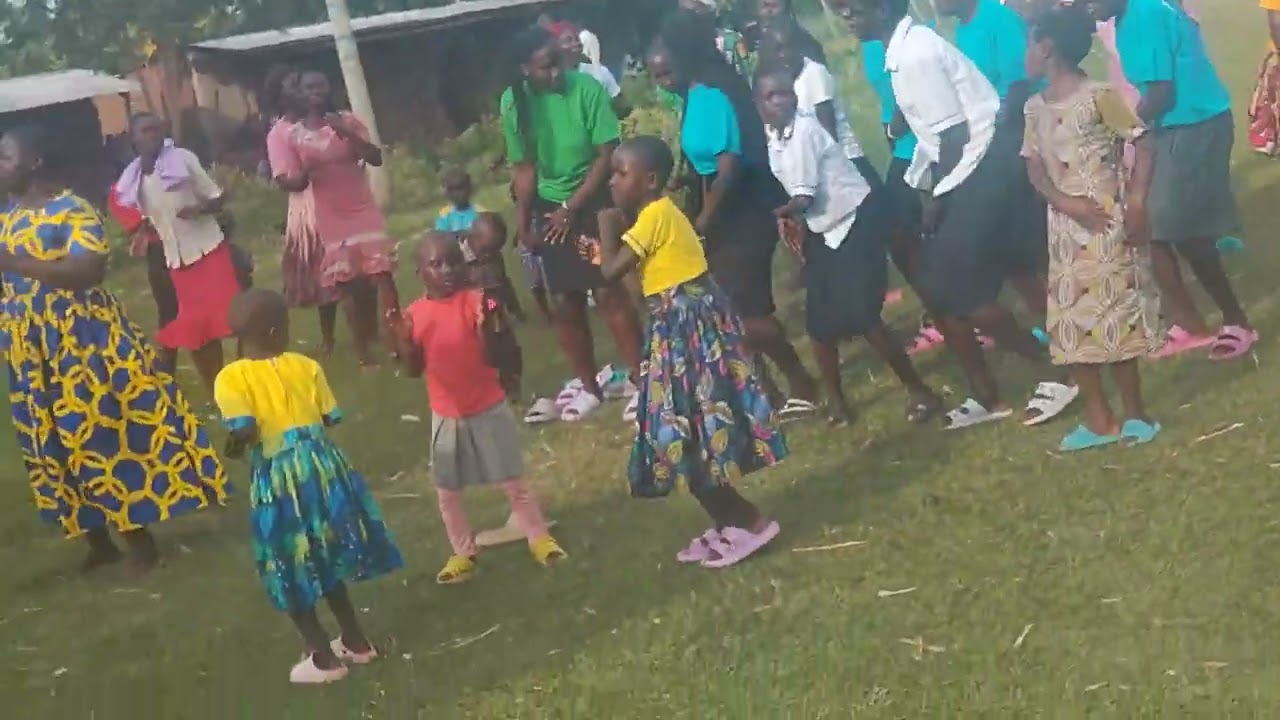 #trendingshorts Amazing dance KHAYO PCMA Church crusade Hosted by pastor Steven Wafula ni more 🔥 🔥🙏🙏