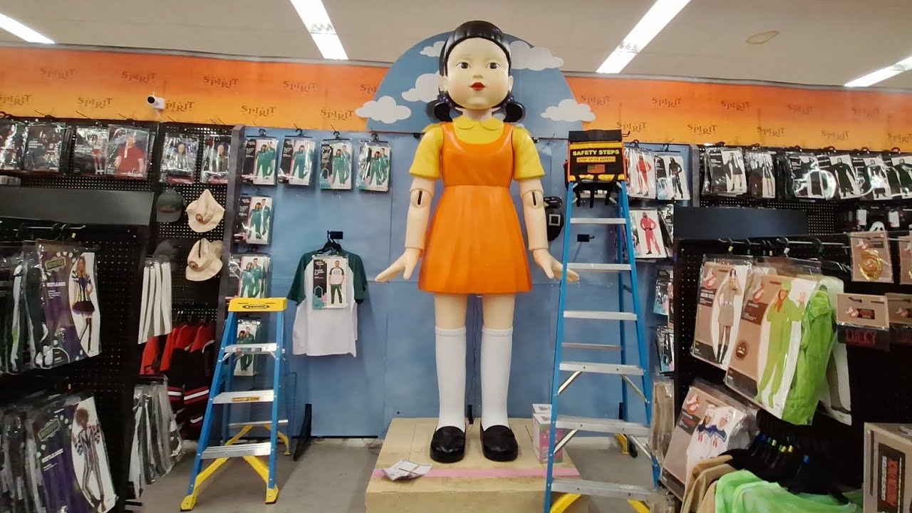 Spirit Halloween 2025 Store Tour #6 Abandoned Big Lots (Chandler Arizona)