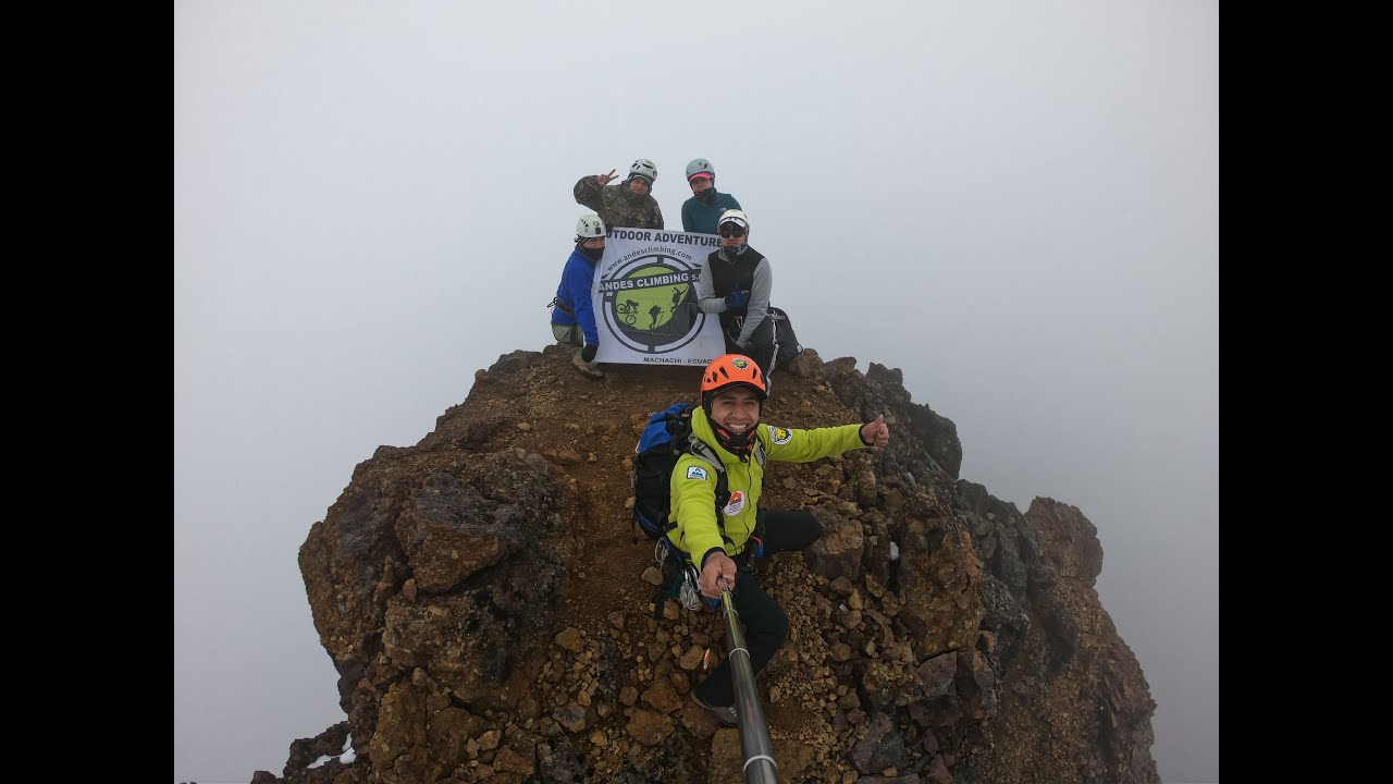 Escalada y Cumbre del Volcán Sincholagua 4.920m - Ecuador 2020